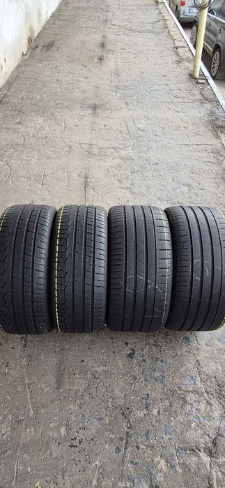 4 anvelope vara Pirelli,fata 255/35/20,spate 285/30/20.Pretul este pe bucata.
