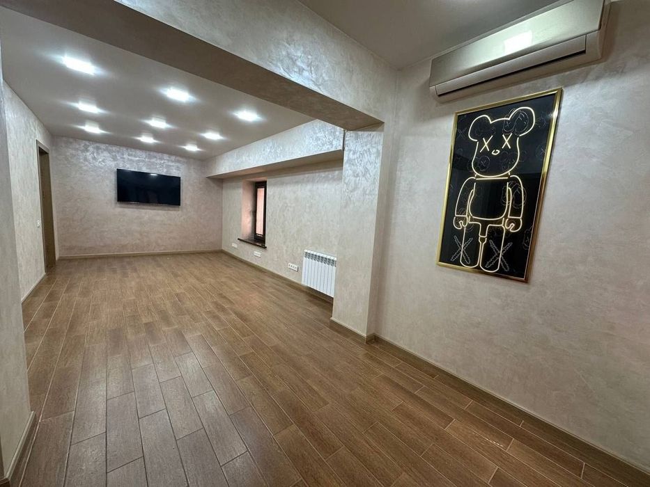 Ц5. Амира Темура  Аренда офиса 54 м2 .