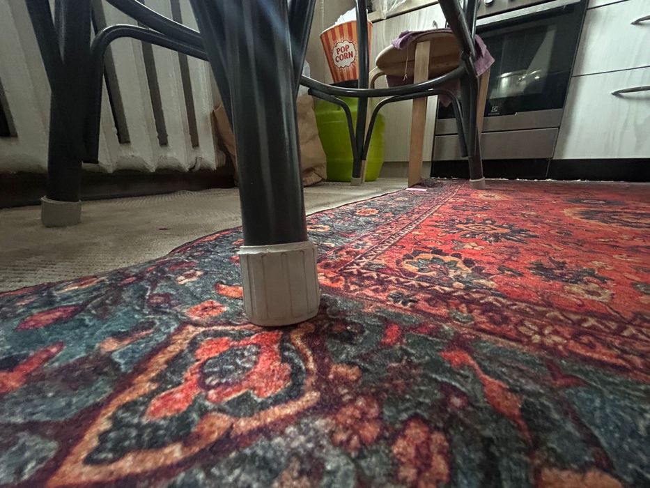 Стол кухонный , универсальный