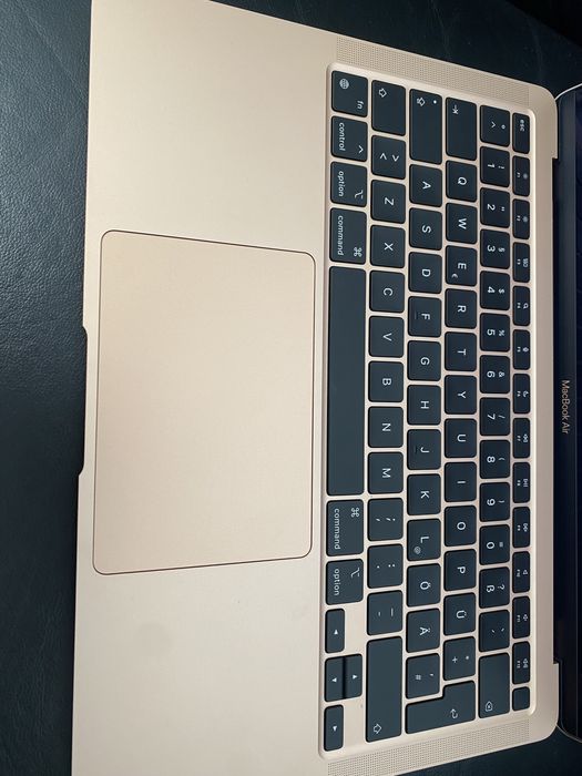 MacBook Air 14-inch/ M1 / 8 Gb RAM / 256 Gb / Gold / Ca nou |