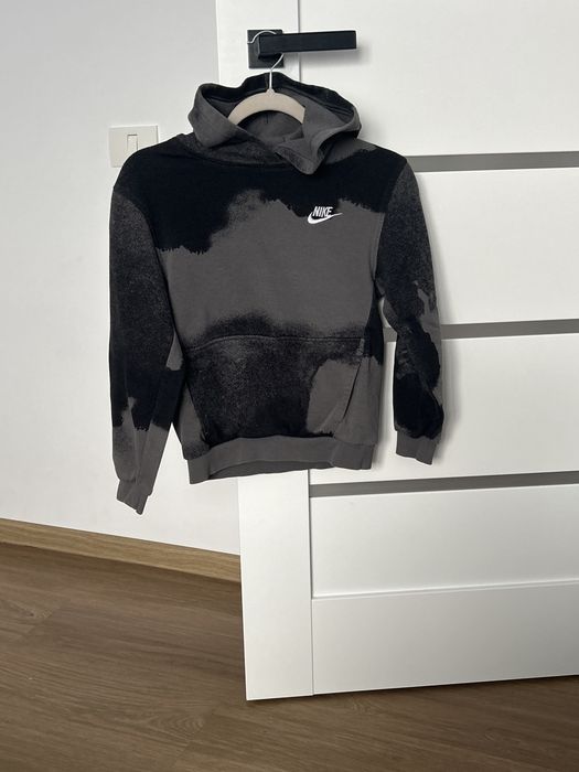 Set nike de copii ( bluza marime M / pantalonii marime S )