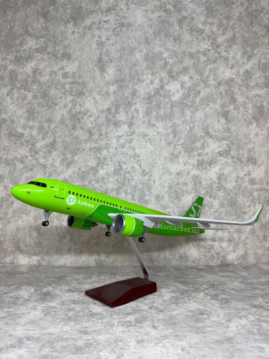 Самолет AIRBUS-A320 Neo S7-Airlines с Led подсветкой отличный подарок