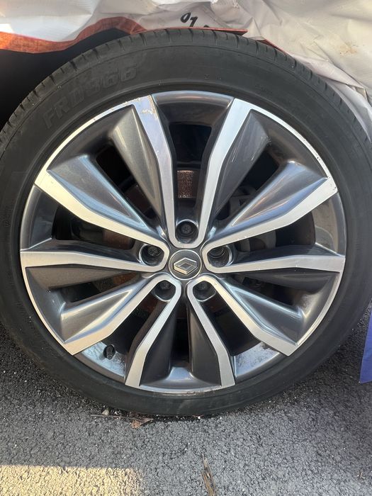 Оригинални джанти “19” Renault