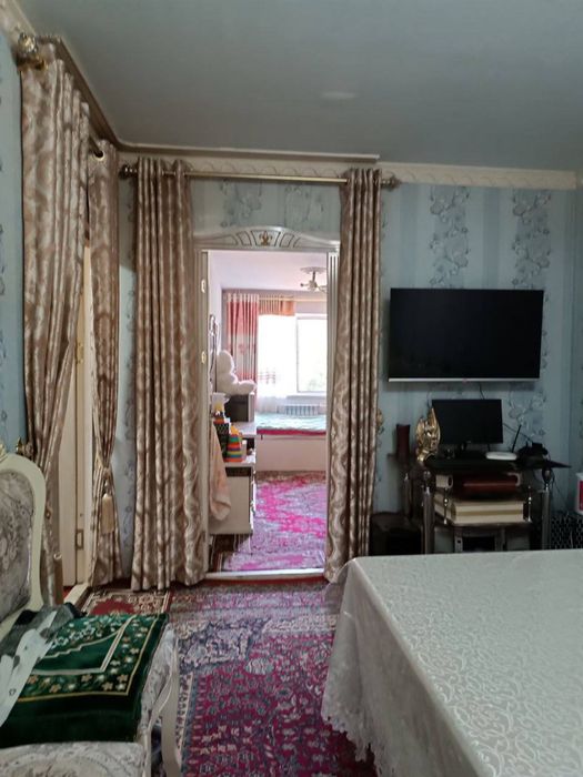 Срочно продаеться 2-комнатная квартира городе Чирчике 3-микрорайоне