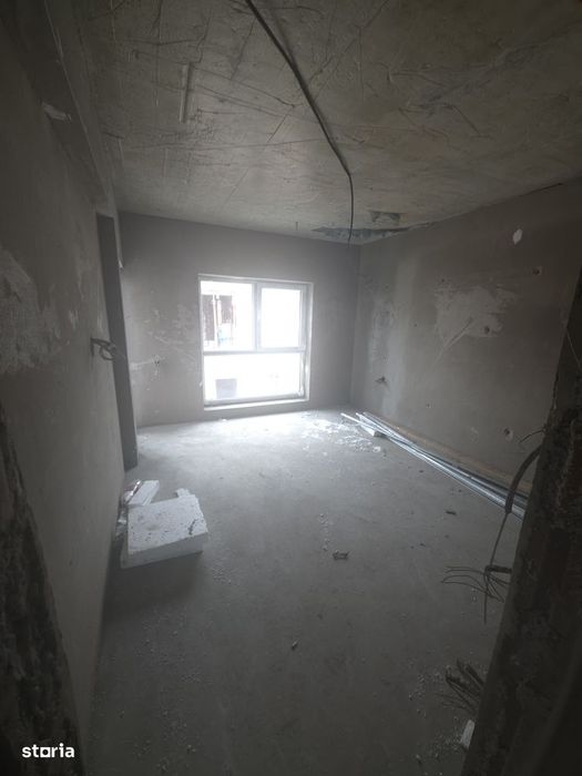 Casă nouă cu 5 camere și mansardă