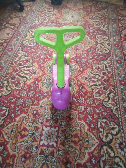 Продам детский самокат