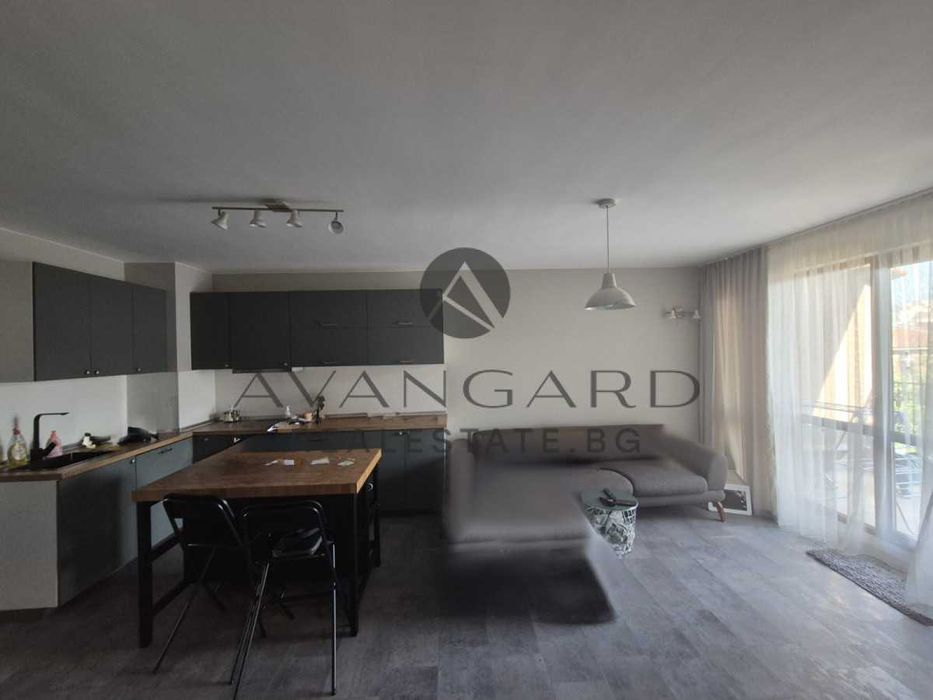 Продава се Двустаен апартамент в Пловдив, Кючук Париж - 125 кв.м за 1320 €/кв.м - Снимка #1