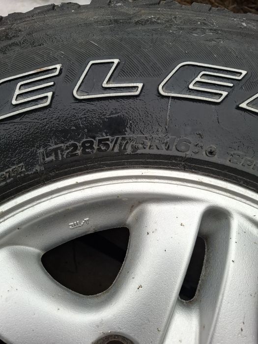 Продам диск с резиной