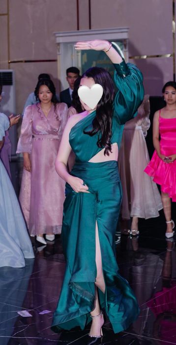 Продам платье вечернее