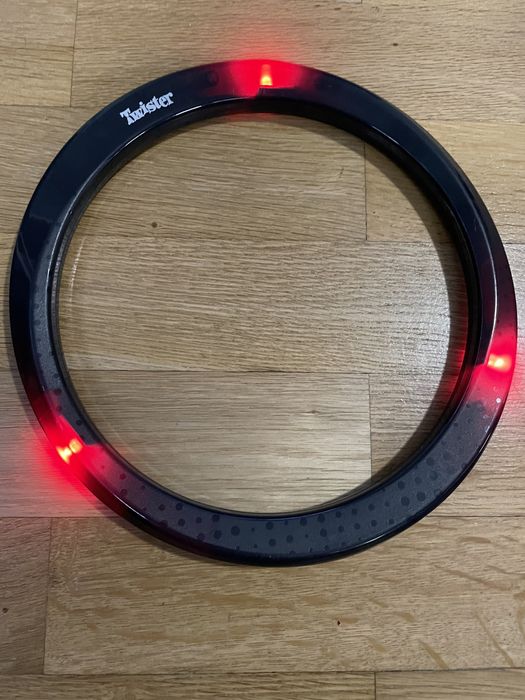 Игра Twister Rave Hoopz