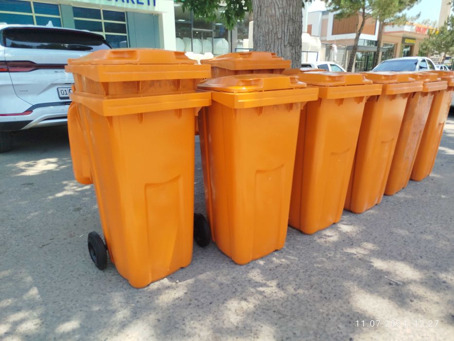 Мусорный бак, мусорный контейнер доставка есть