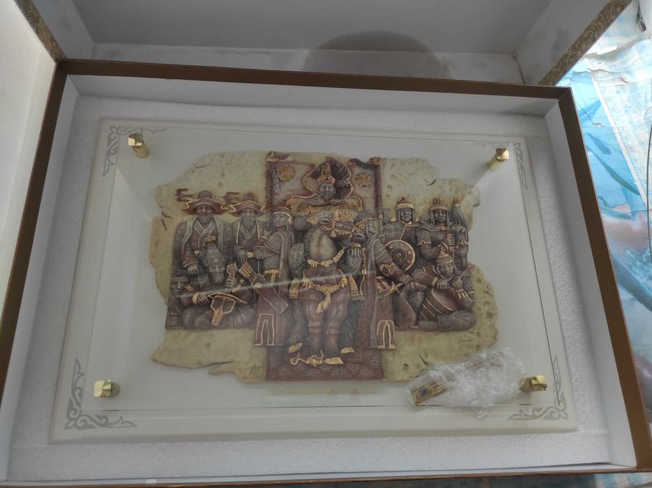 объемная картина под стеклом