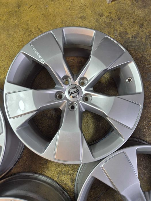 4 Jante Aliaj 5x108 18'' OEM VOLVO V40 V60 V80 S40 S60 S80 XC40 XC60 XC70 - 7.5J ET 50.5 !