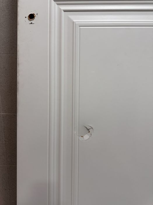 Дверь 15 тыс б/у