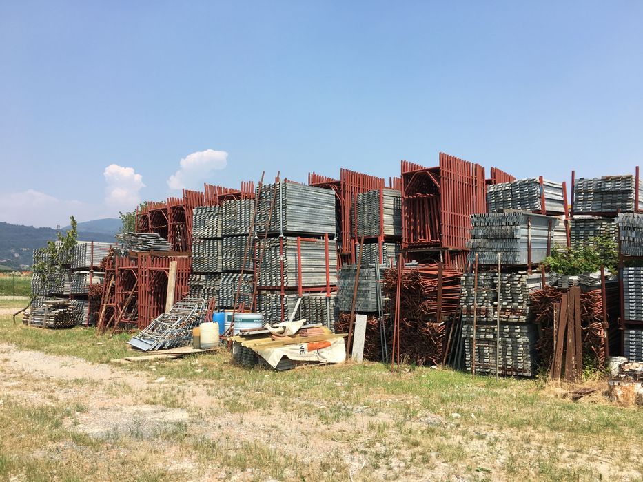 Închiriem Schela Metalică