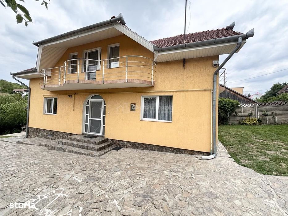 Casa - Vila - str. Piatra Craiului