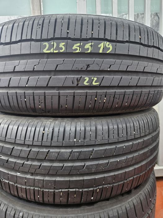 Гуми 225/55/19 дот22