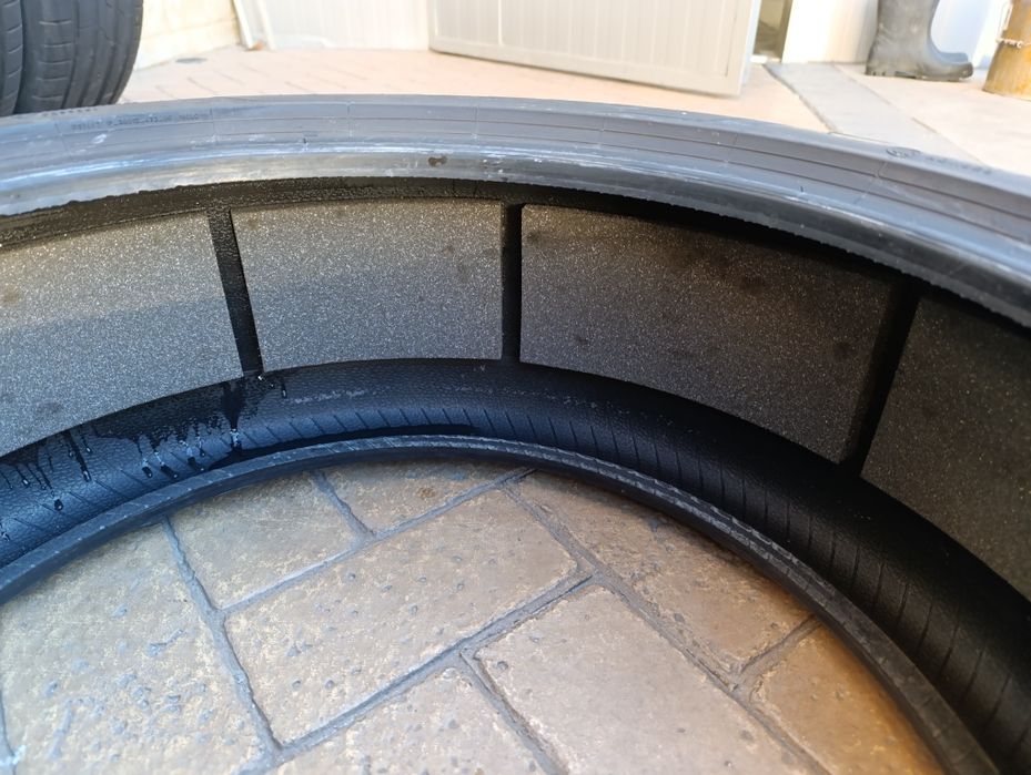 Летни гуми  Pirelli 255/40/20 dot 4823