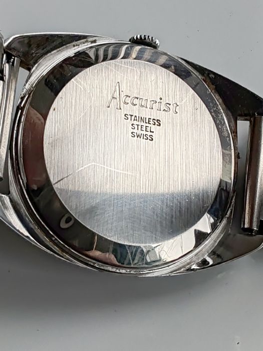 Ceas Accurist Calendar Manual 21 rubine, - Oțel 34 mm