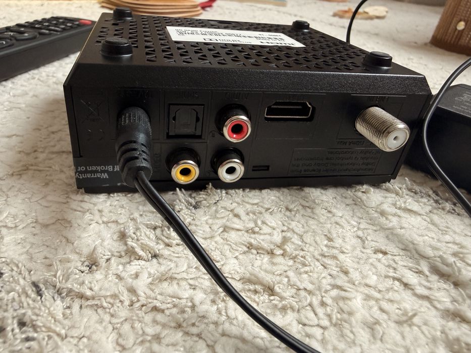 Сателитен приемник Humax HD Nano free