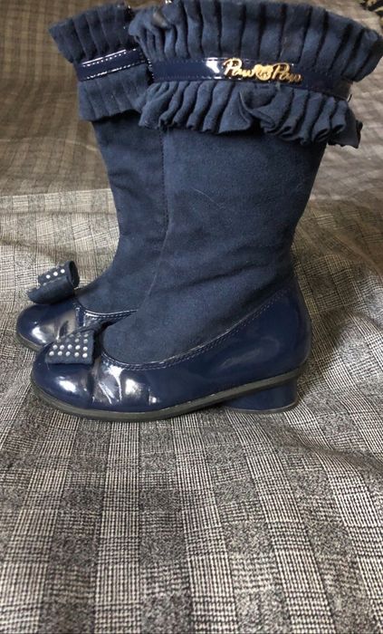 Разные, элегантные демосезонные сапожки  на девочку 4-6 л. и 3-5 лет.