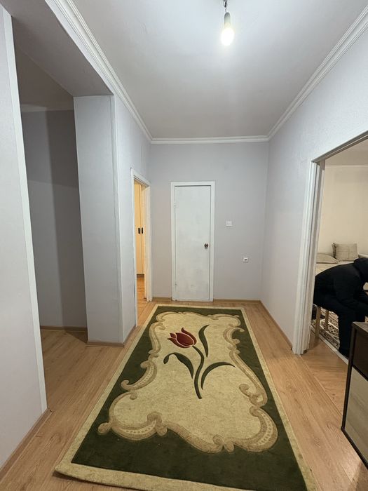 Сдам 2х комн квартиру