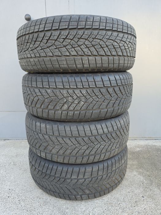 Goodyear UltraGrip Performance SUV G1 245/45 R21