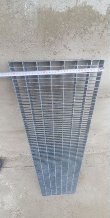 Trepte zincate galvanizate