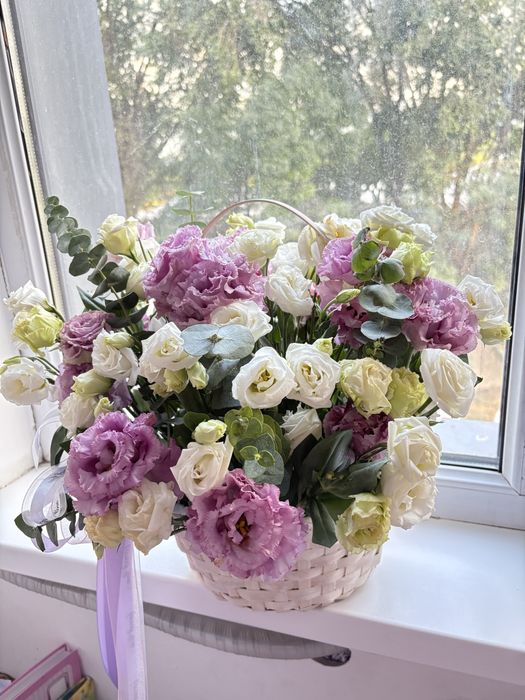 Продам букет корзину нежная композиция