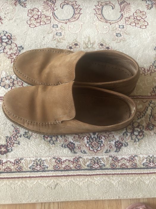 Продается мужские туфли б/у