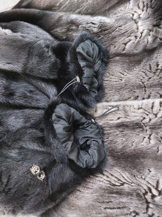 Продам норковую шубу