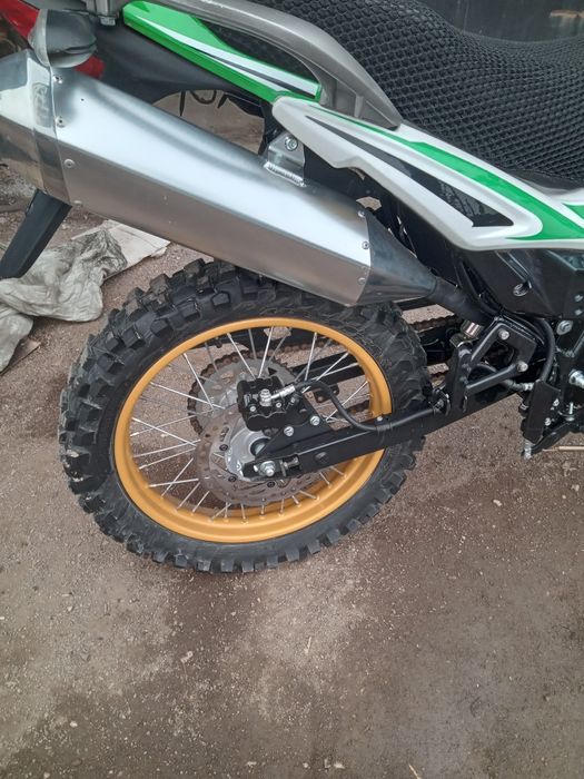 Продам. 250 куб.