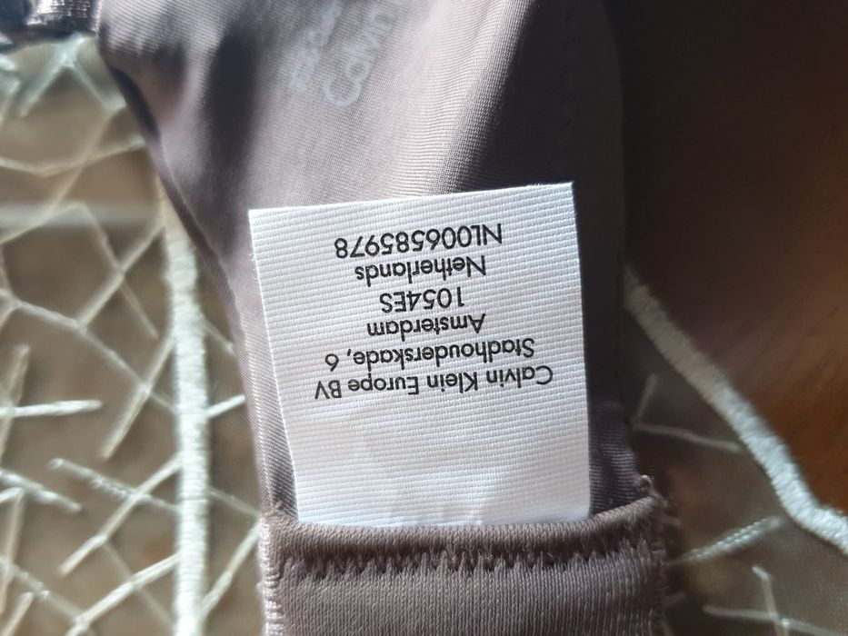 ОРИГИНАЛЕН ***Calvin Klein сутиен