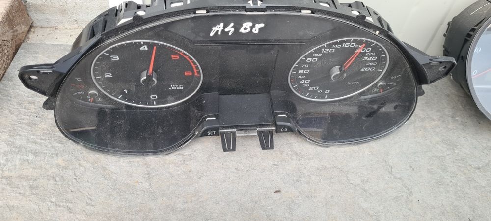 Ceasuri bord Audi A4B8,vw polo 9n3 facelift,golf 6, Eos