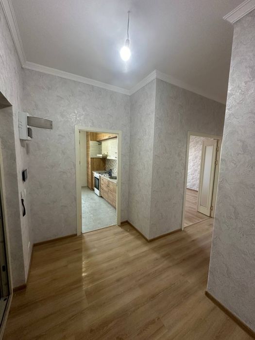 TEZ sotiladi Yevro remont OQTEPA SOHIL BOYIDA