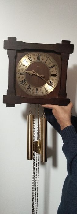 Vând ces de perete Colecție