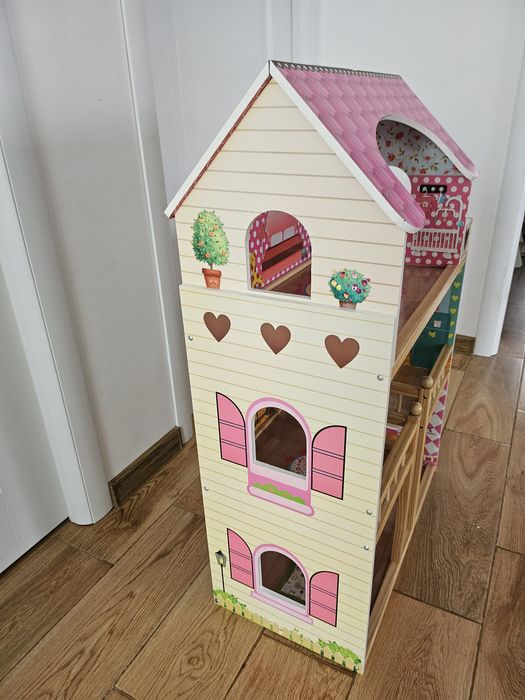 Vand casuta de papusi