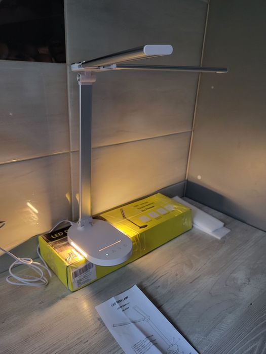 Lampa birou skyleo