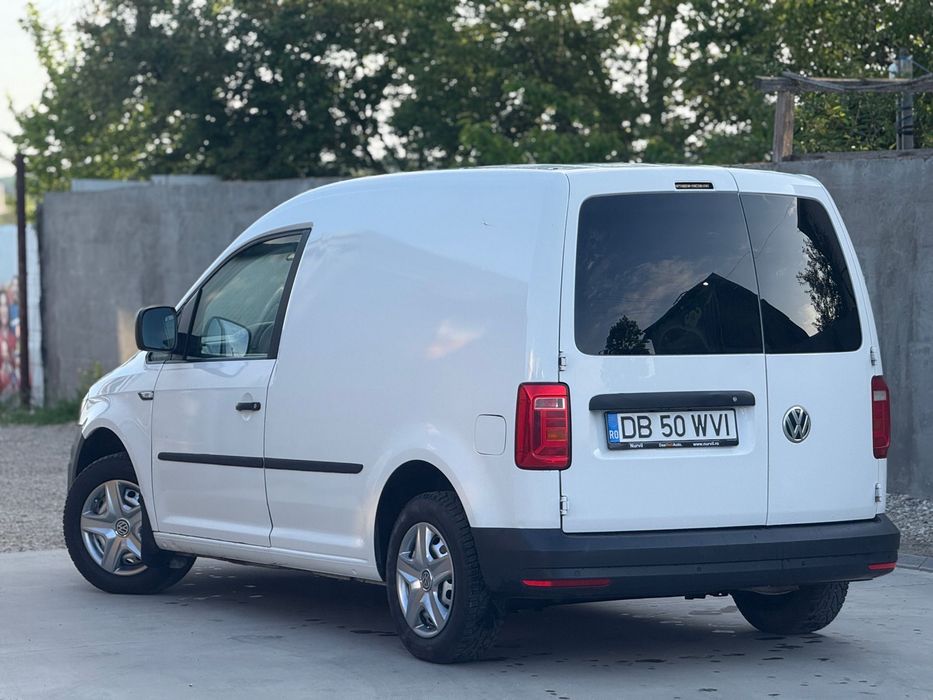 Volksvagen caddy 2.0 diesel .an fab 2016
