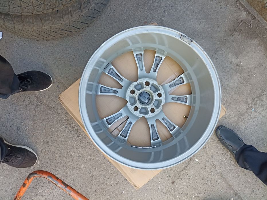 Диски R 17 тойота оригинальные