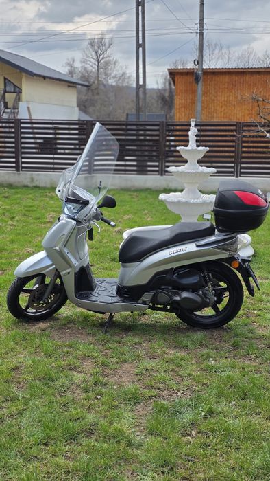 Vând Kymco people 200cc