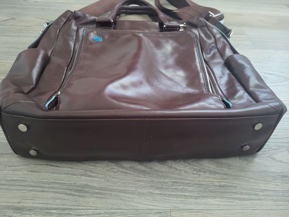 Geanta business servieta Piquadro din piele