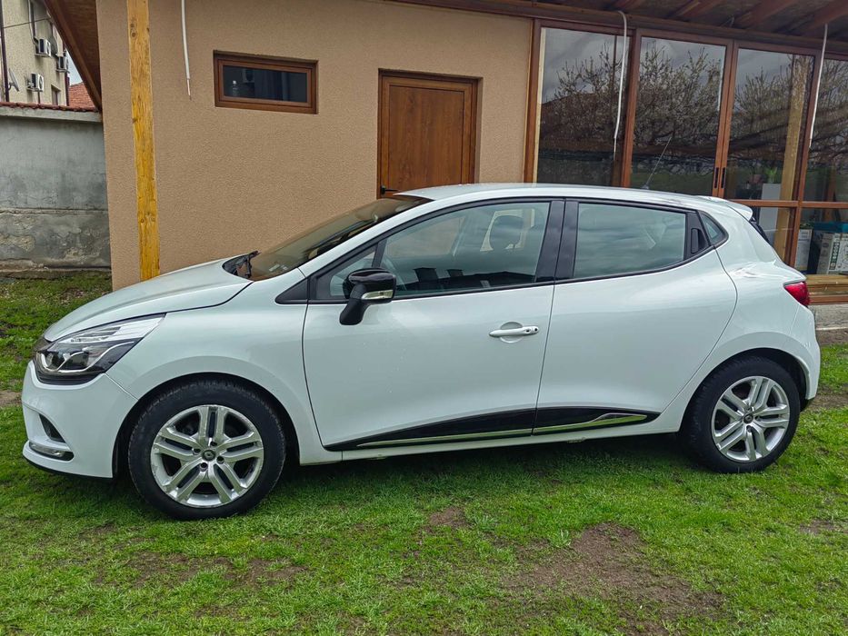 Продавам рено клио 4