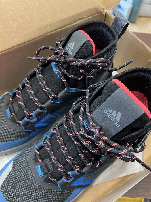 Дамски туристически обувки