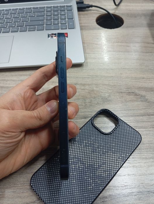 Продается Iphone 13 128 gb, идеальное состояние