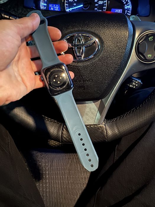 Продам Apple watsh 6