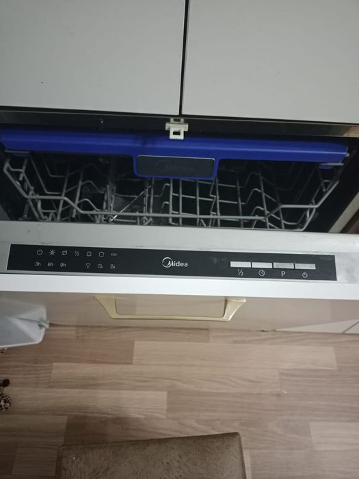Посудомоечная машина бу Midea 60 см