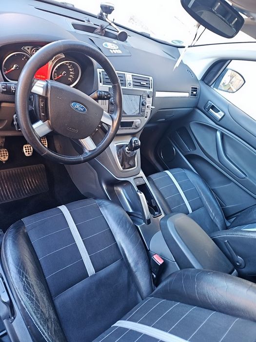 Vând Ford Kuga 2.0 TDI