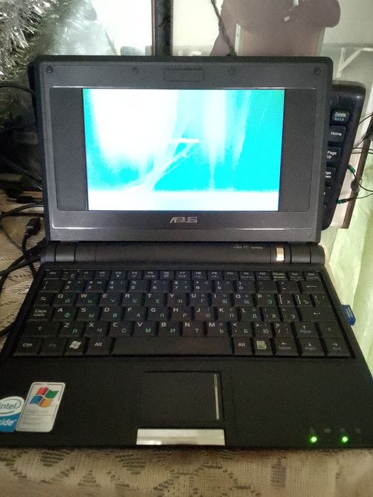 Нетбук Asus Eee PS series.