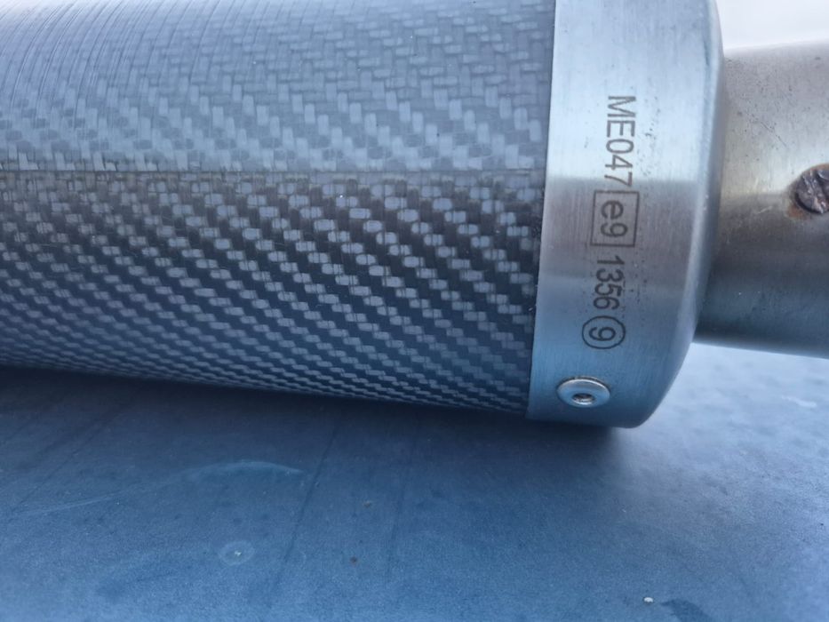 Yamaha Fazer FZ8 toba Mivv GP Carbon si suport bagaje